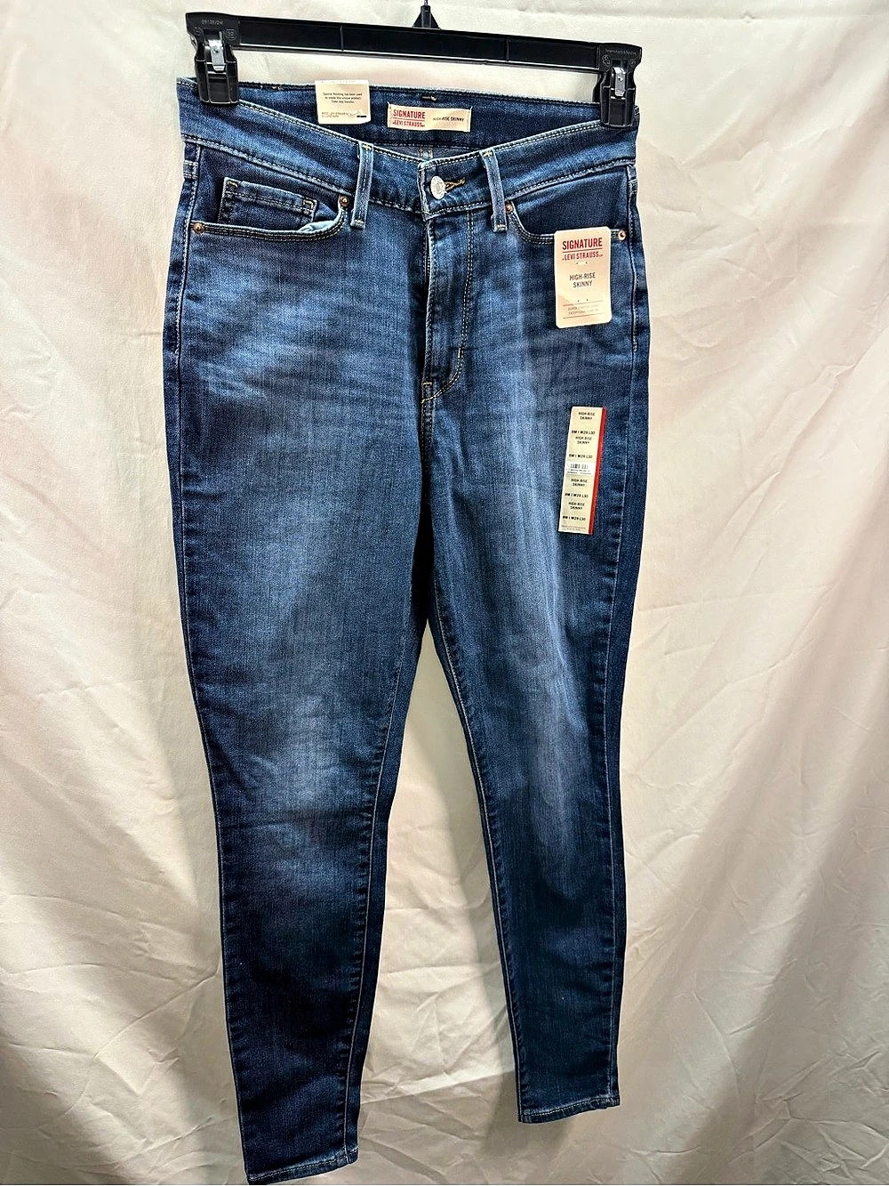 Levi Strauss & Co. Signature High-Rise Skinny. High-Rise Skinny Blue Waist 29